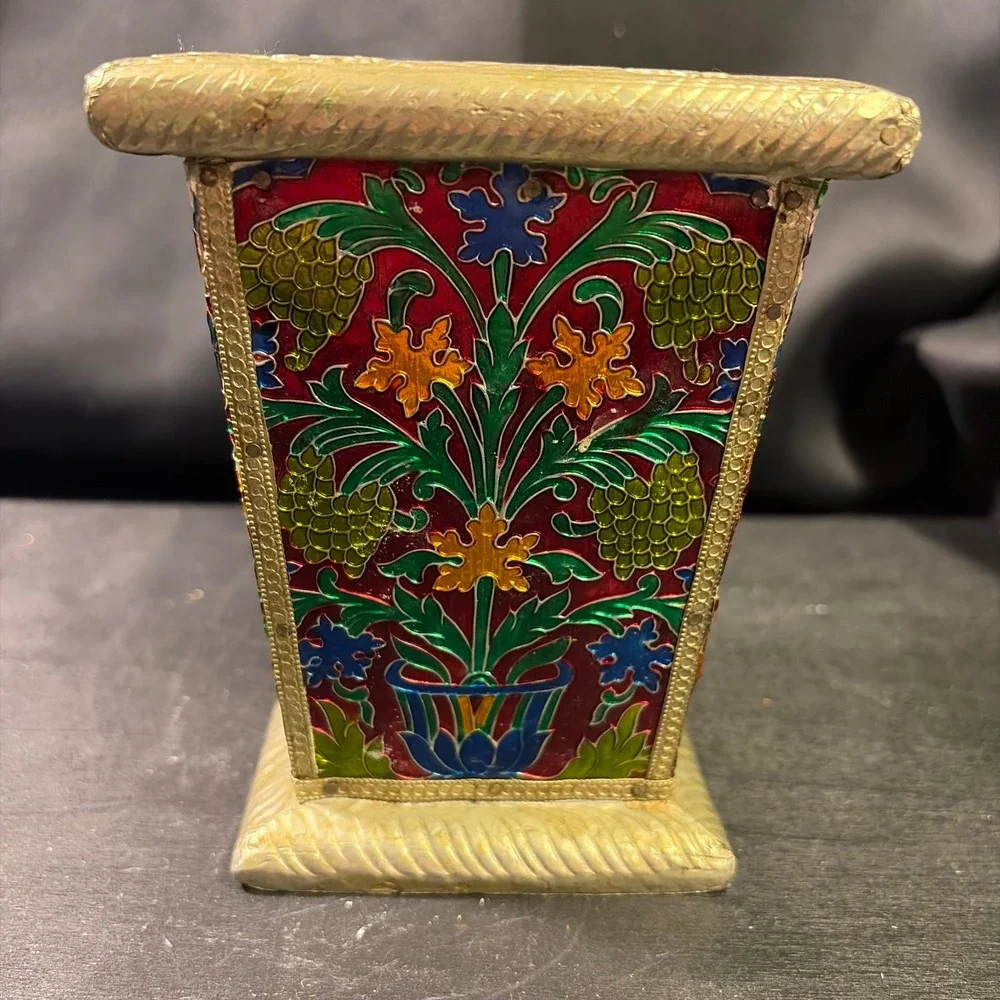 N/A vintage enameled